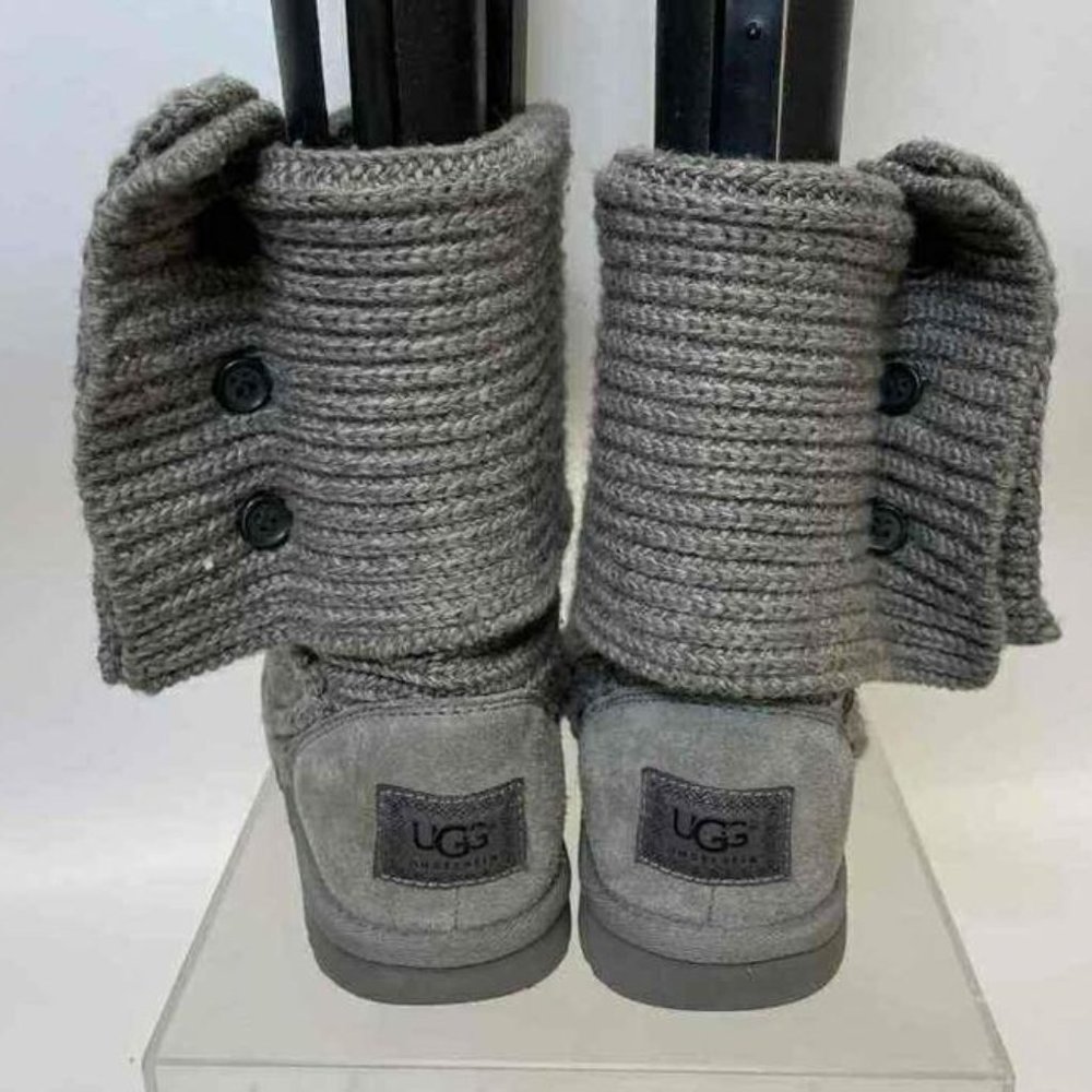 Ugg Women's Gray Cardy Sweater Boots Winter Comfy Boots - Size 6